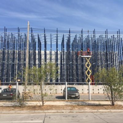 Autoportante Montaje