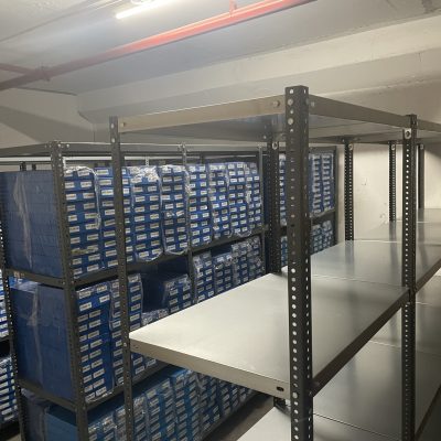 (ANRA) Estanterías de Angulo Ranurado